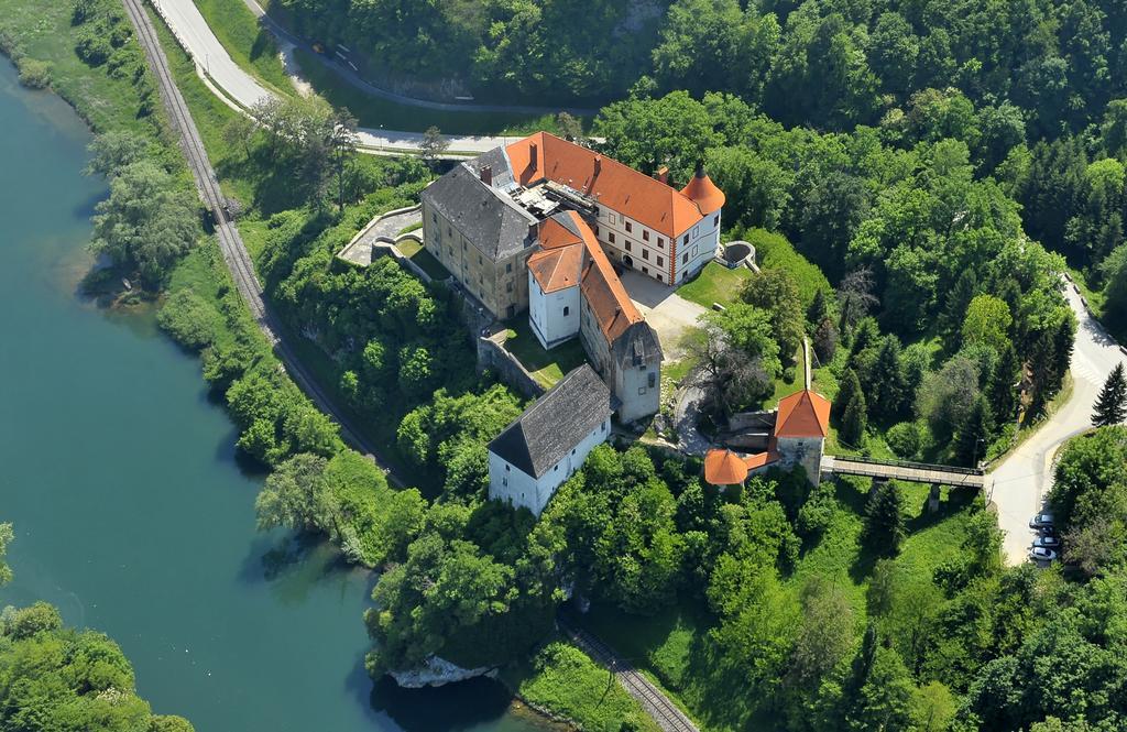 Hotel Srakovcic Heart Of Nature Ribnik Bagian luar foto