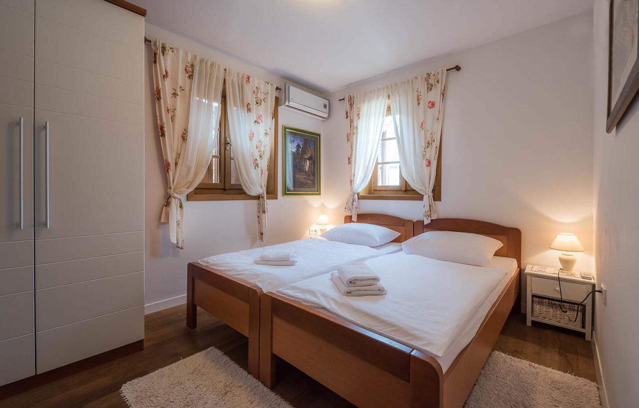 Hotel Srakovcic Heart Of Nature Ribnik Bagian luar foto