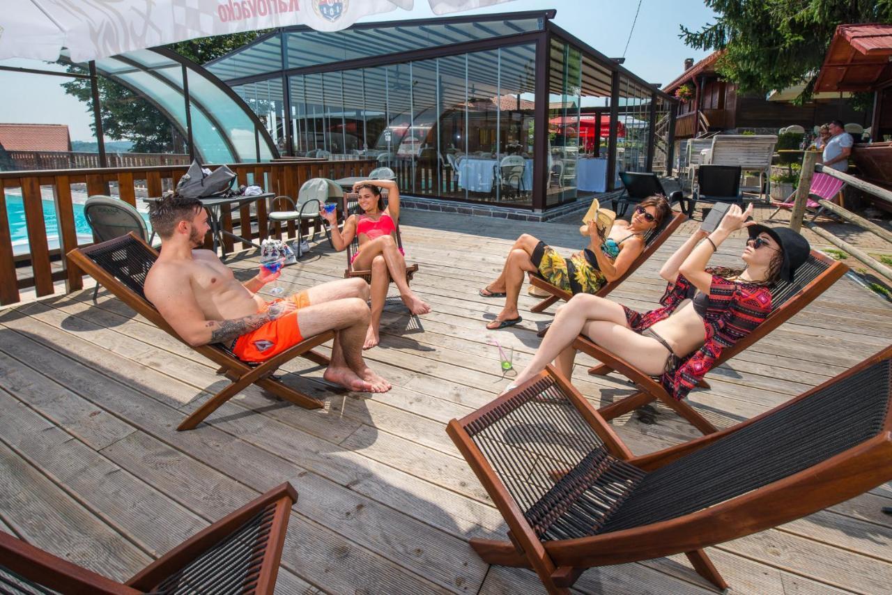 Hotel Srakovcic Heart Of Nature Ribnik Bagian luar foto